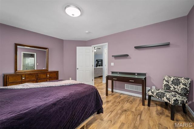 6 Quiet Meadow Court, St Peters, MO 63376