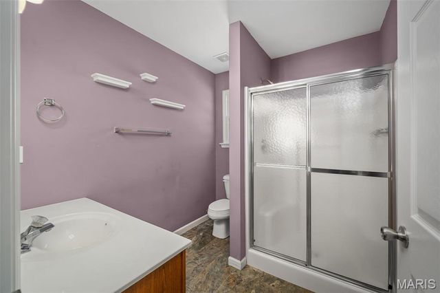 6 Quiet Meadow Court, St Peters, MO 63376