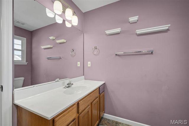 6 Quiet Meadow Court, St Peters, MO 63376