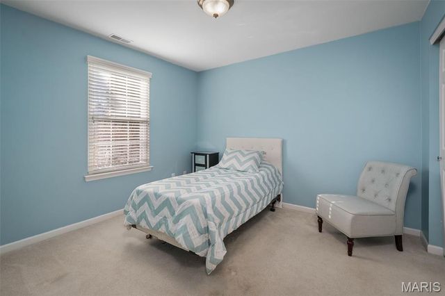 6 Quiet Meadow Court, St Peters, MO 63376