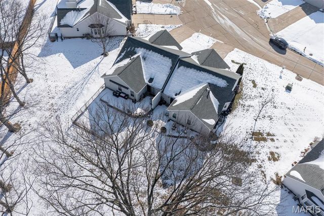 6 Quiet Meadow Court, St Peters, MO 63376