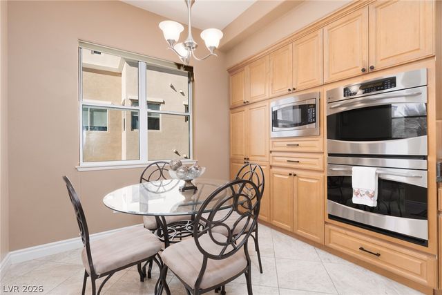 9201 Tesoras Drive 302, Las Vegas, NV 89144