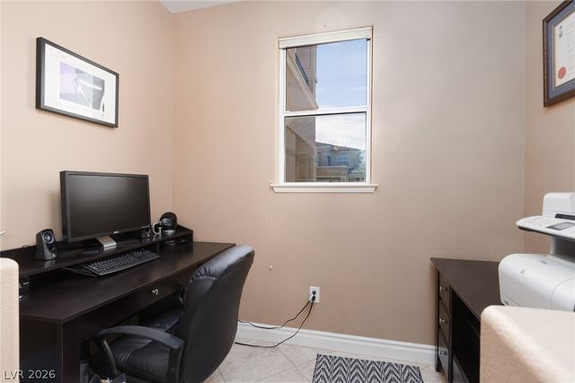 9201 Tesoras Drive 302, Las Vegas, NV 89144