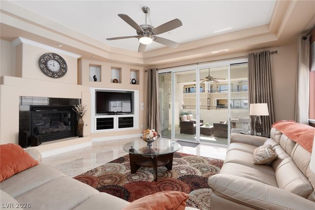 9201 Tesoras Drive 302, Las Vegas, NV 89144