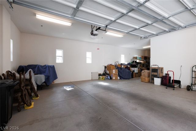 9201 Tesoras Drive 302, Las Vegas, NV 89144