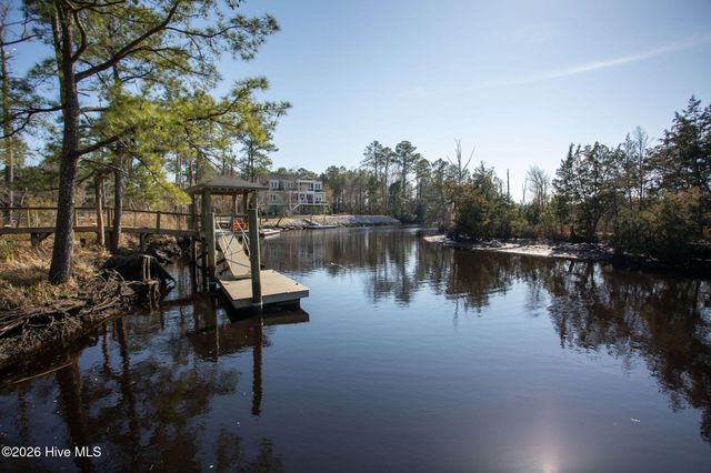 812 Weston Lane SE, Bolivia, NC 28422