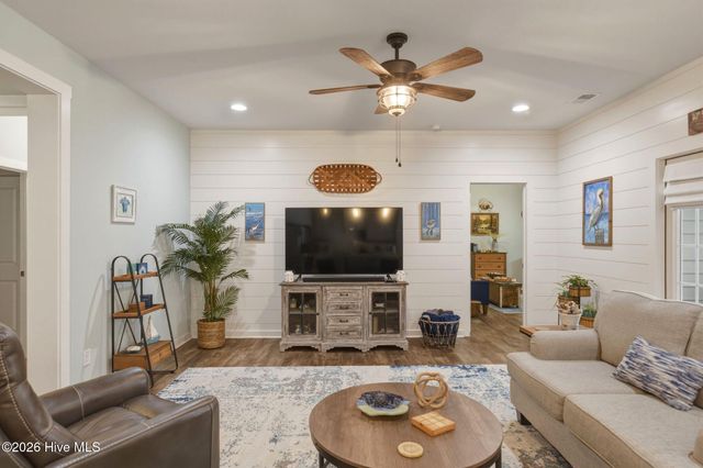 812 Weston Lane SE, Bolivia, NC 28422