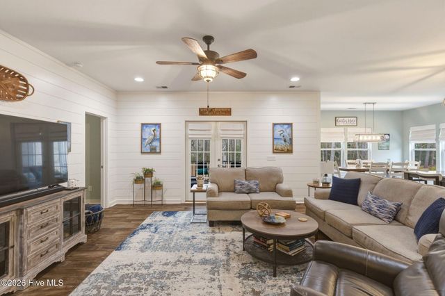 812 Weston Lane SE, Bolivia, NC 28422