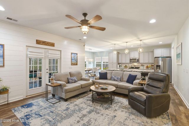 812 Weston Lane SE, Bolivia, NC 28422