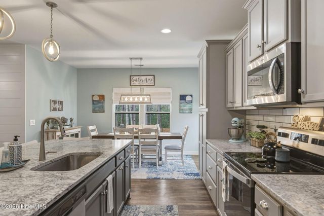 812 Weston Lane SE, Bolivia, NC 28422