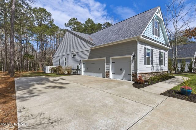 812 Weston Lane SE, Bolivia, NC 28422