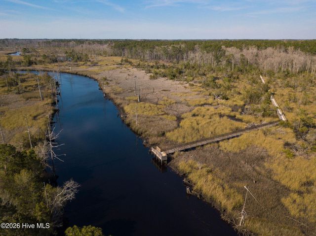 812 Weston Lane SE, Bolivia, NC 28422