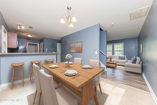 101 Republic Court, Jacksonville, NC 28540