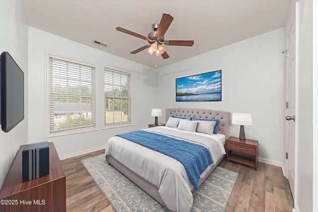 101 Republic Court, Jacksonville, NC 28540