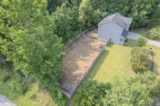 101 Republic Court, Jacksonville, NC 28540