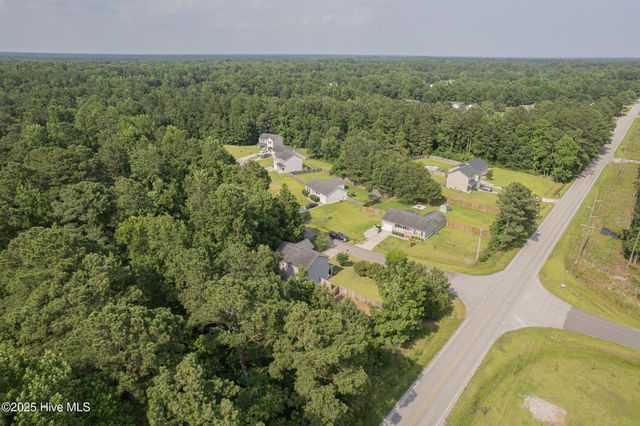 101 Republic Court, Jacksonville, NC 28540