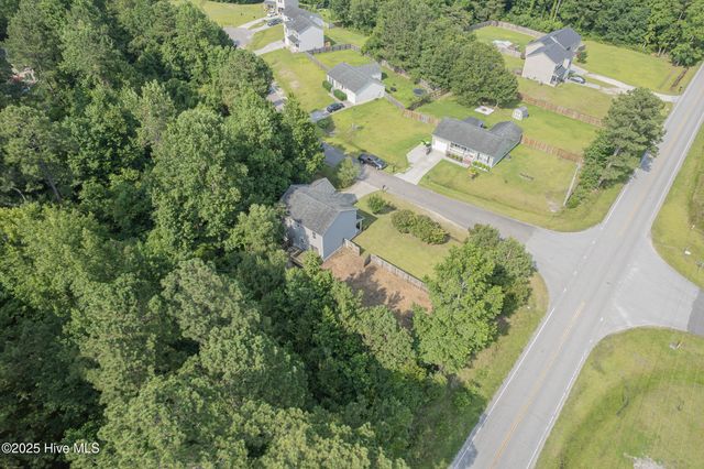 101 Republic Court, Jacksonville, NC 28540