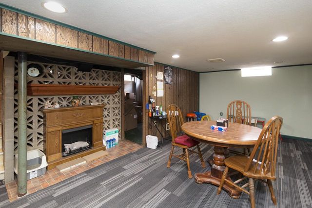 N89W15242 Cleveland AVENUE, Menomonee Falls, WI 53051