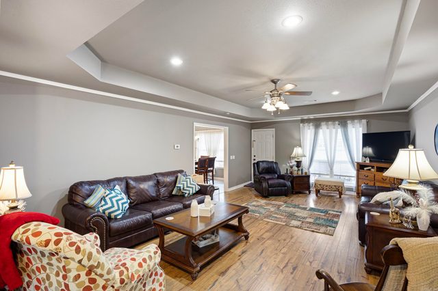 99 Sunflower Drive, Pottsville, AR 72858