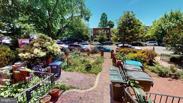 318 MARYLAND AVE NE, Washington, DC 20002