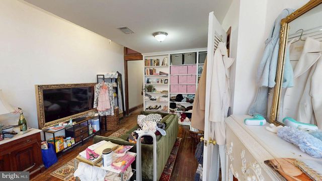 318 MARYLAND AVE NE, Washington, DC 20002