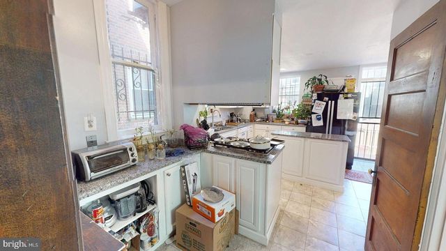 318 MARYLAND AVE NE, Washington, DC 20002