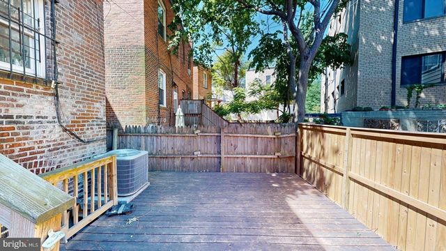 318 MARYLAND AVE NE, Washington, DC 20002