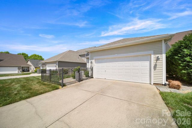 1004 Envoy Lane, Indian Trail, NC 28079