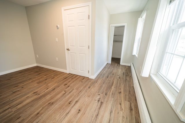 1014 Tacoma St, New Bedford, MA 02745