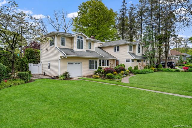565 Mohawk Road, West Hempstead, NY 11552