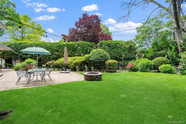 565 Mohawk Road, West Hempstead, NY 11552