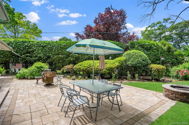 565 Mohawk Road, West Hempstead, NY 11552