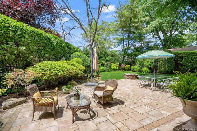 565 Mohawk Road, West Hempstead, NY 11552