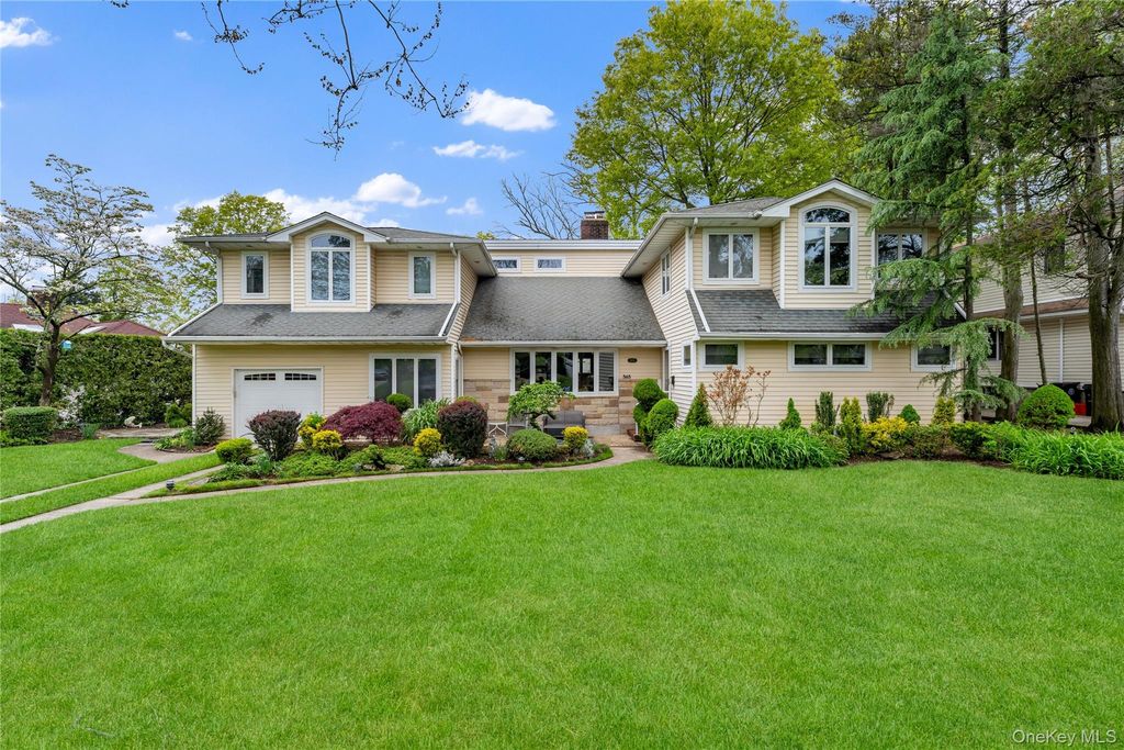 565 Mohawk Road, West Hempstead, NY 11552