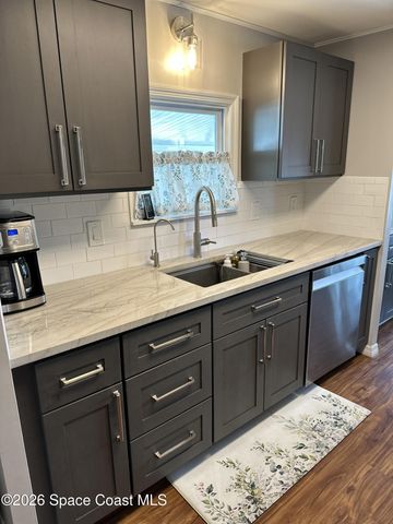 948 Frangi Pani Drive, Sebastian, FL 32976