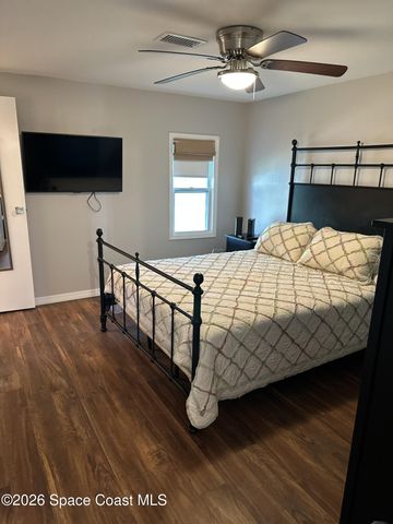 948 Frangi Pani Drive, Sebastian, FL 32976