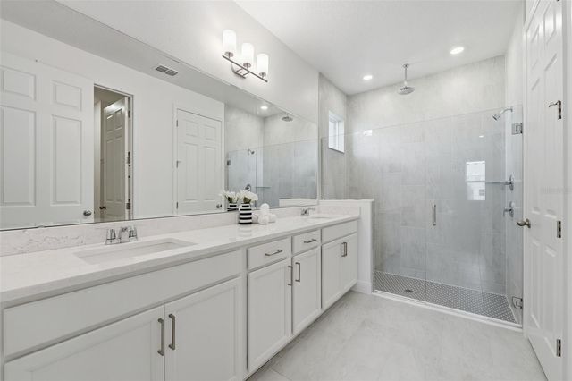 5860 SIERRA CROWN STREET, Mount Dora, FL 32757