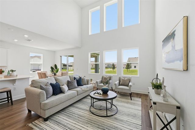 5860 SIERRA CROWN STREET, Mount Dora, FL 32757