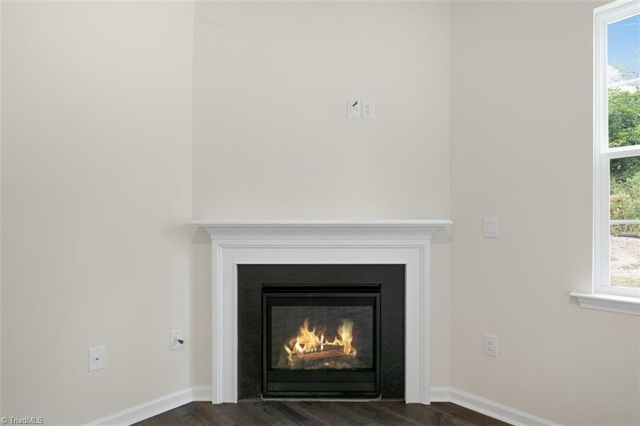 3010 Middle Creek Lane, Greensboro, NC 27405