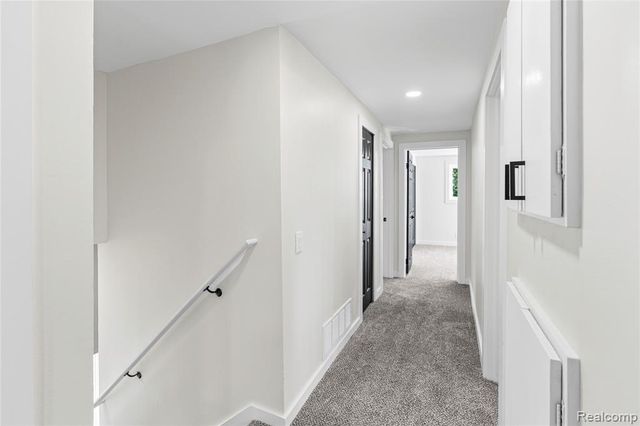 1460 W Silverbell Road, Lake Orion, MI 48359