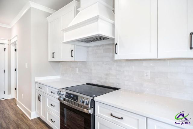 521 Bristleleaf Path, Kathleen, GA 31047