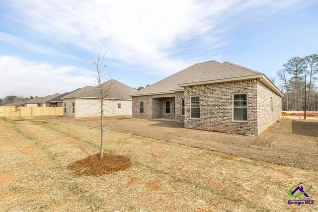 521 Bristleleaf Path, Kathleen, GA 31047