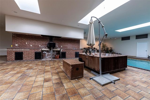 236 N Federal Hwy 201, Dania Beach, FL 33004