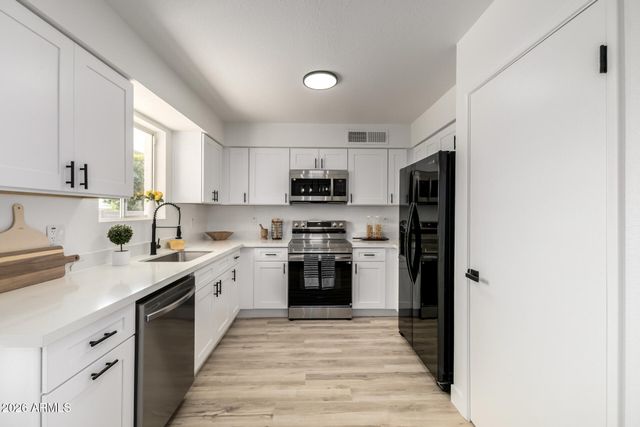 9123 E GARY Lane, Mesa, AZ 85207