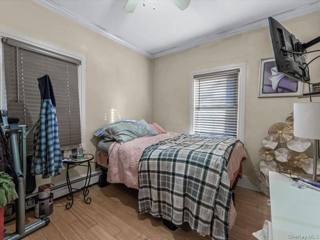 29 Parkside Avenue, Miller Place, NY 11764