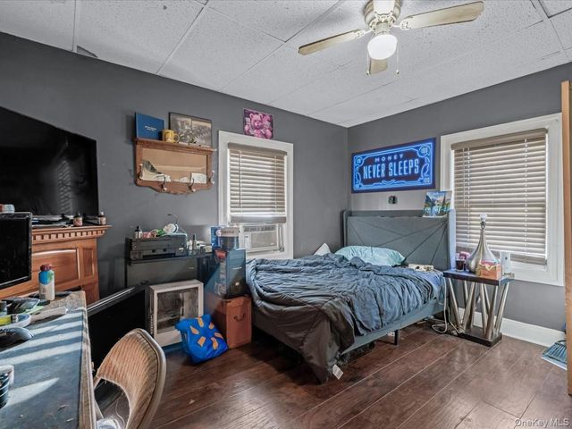 29 Parkside Avenue, Miller Place, NY 11764