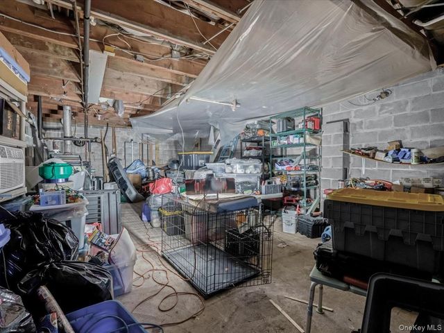 29 Parkside Avenue, Miller Place, NY 11764