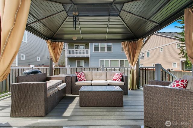 20418 95th Avenue E, Graham, WA 98338