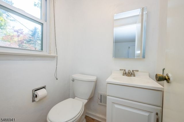 45 Crestmont Rd, West Orange Twp., NJ 07052