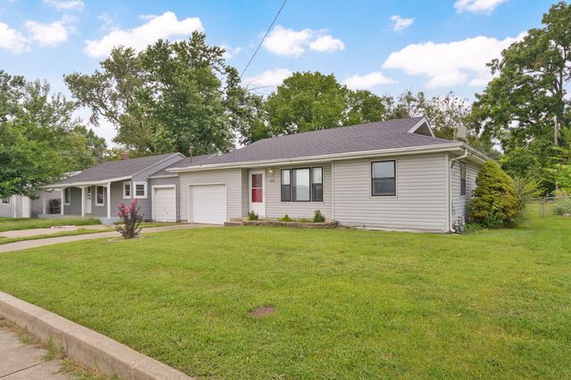 2619 E Division Street, Springfield, MO 65803